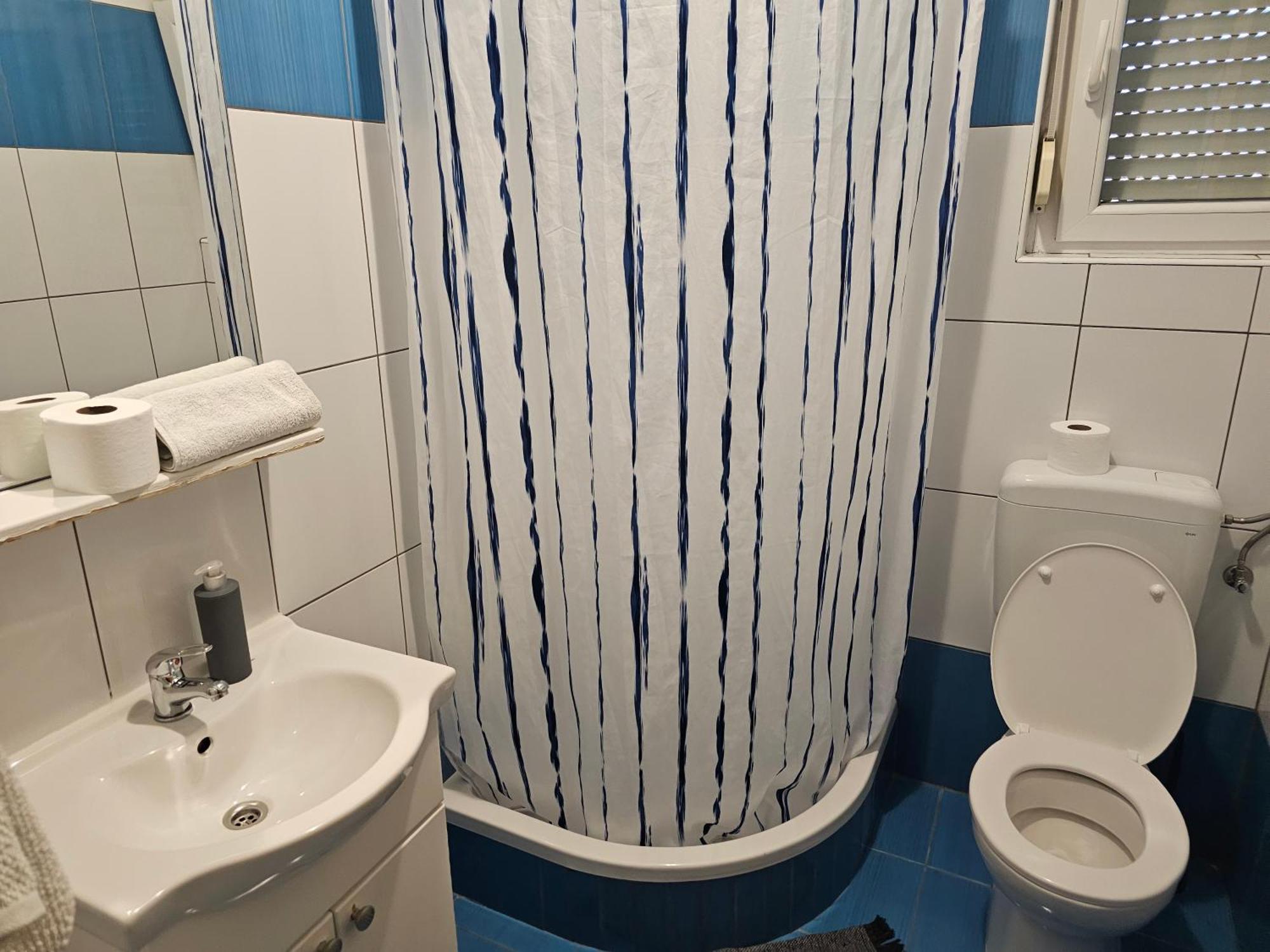 Apartments Zemunik オミシュ エクステリア 写真