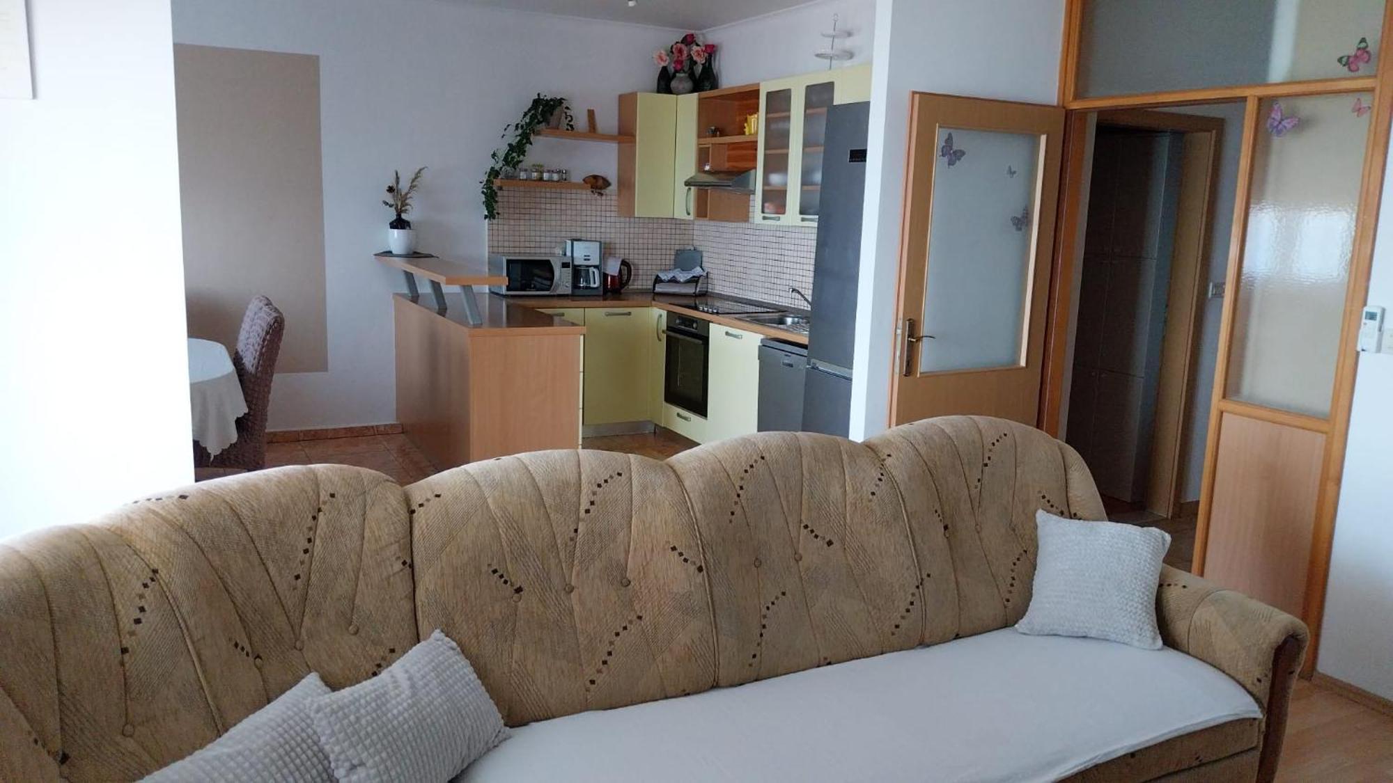 Apartments Zemunik オミシュ エクステリア 写真