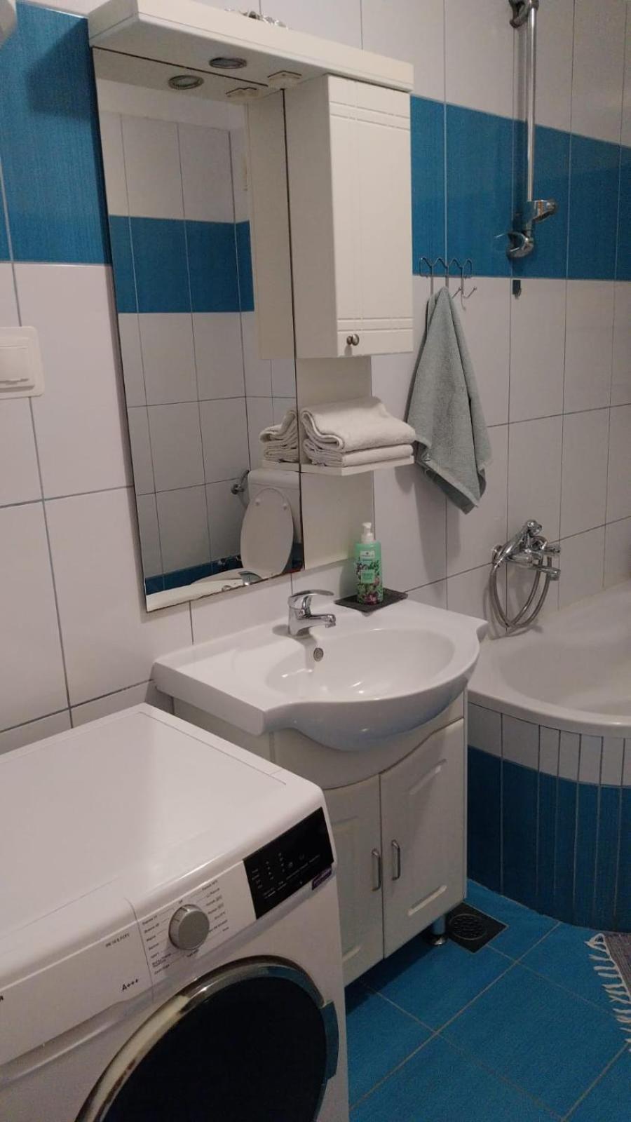 Apartments Zemunik オミシュ エクステリア 写真